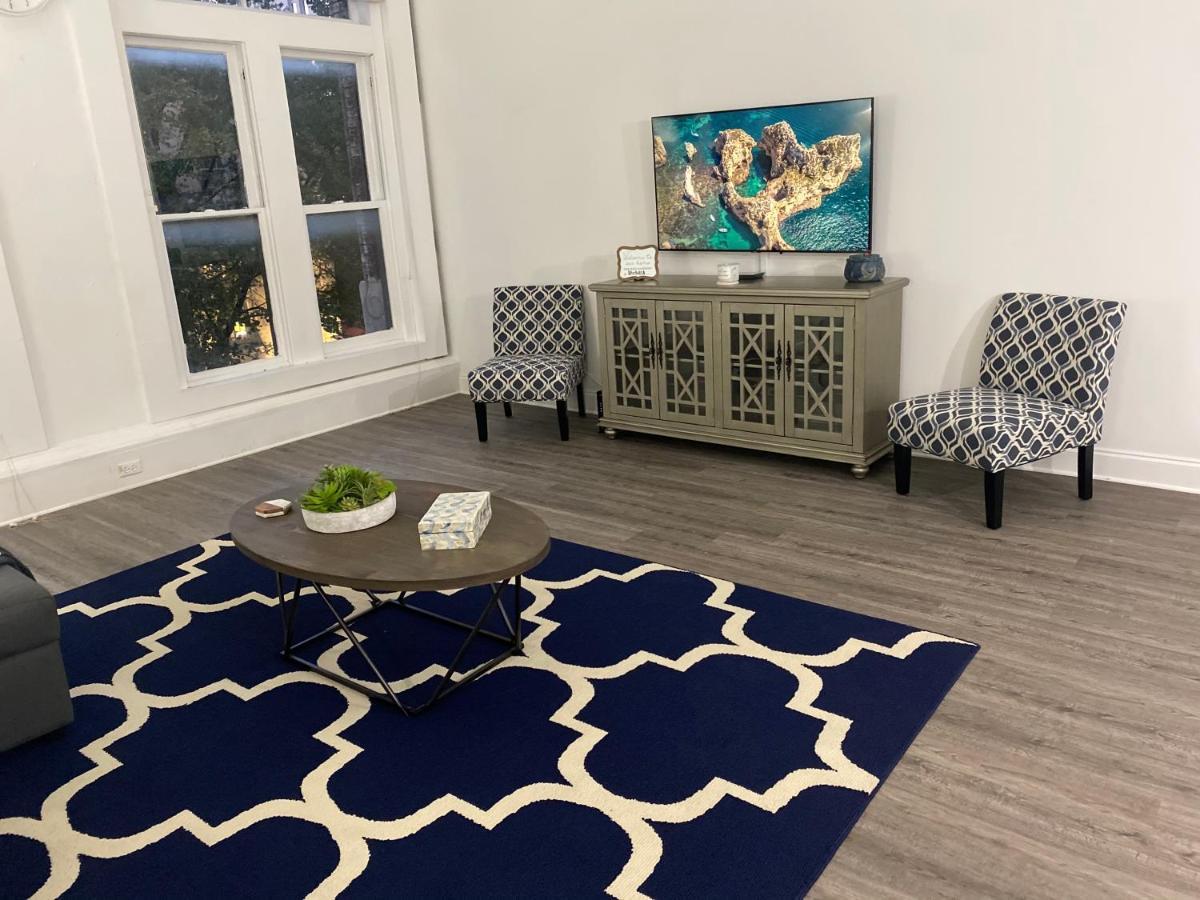 Industrial Smart Home Apartment In The Center Of Downtown ממפיס מראה חיצוני תמונה